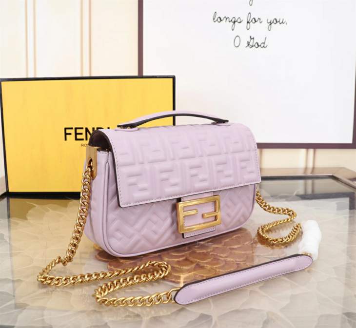 Picture of Fendi Handbags _SKUfw237490430fw